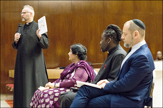 RS114903 DSC04572-520x346